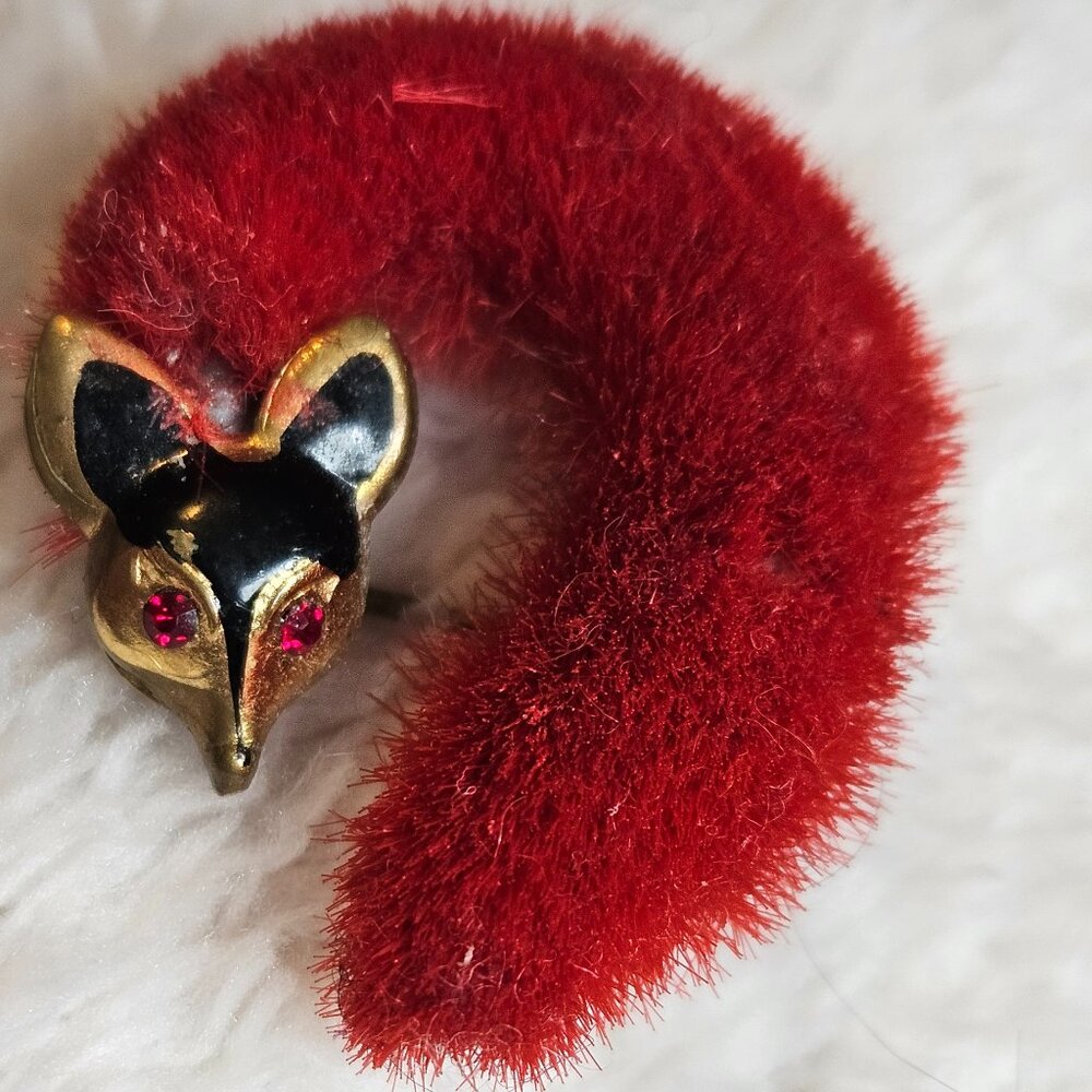 Mid-century Red Fox Brooch made in West Germany